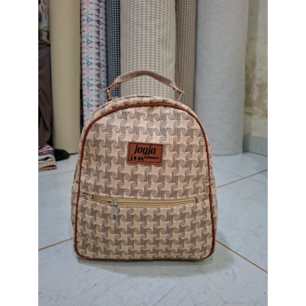 Tas Ransel Wanita jogja - Desain Klasik dan Elegan