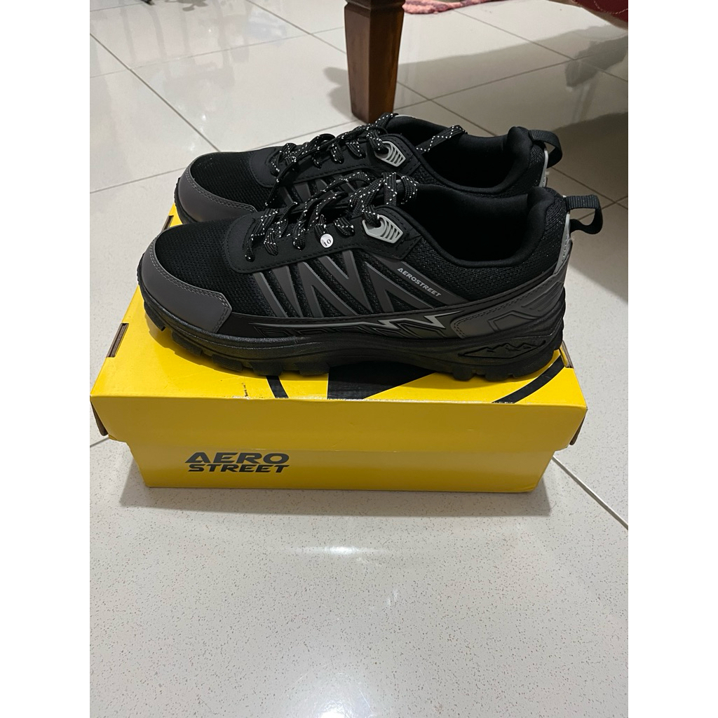 Sepatu Gunung Aerostreet Trex