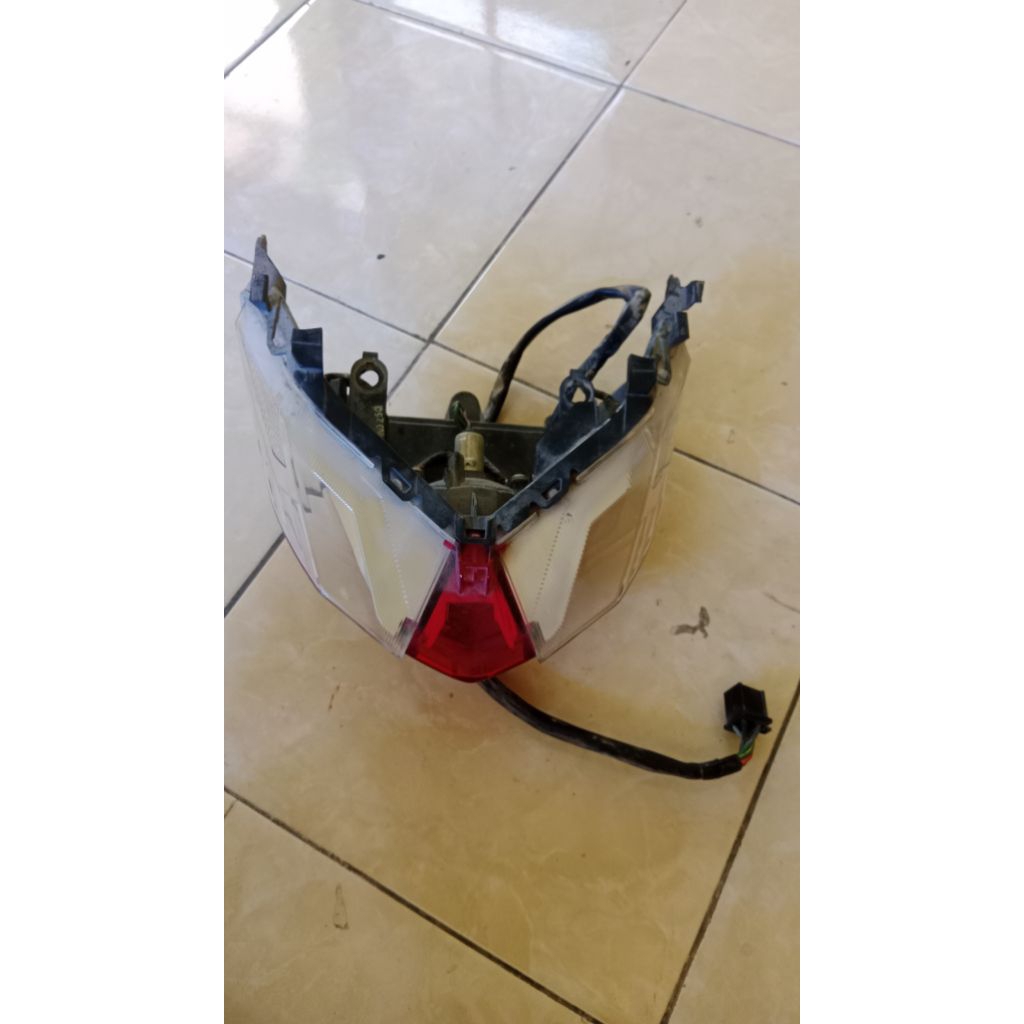 stop lamp Lampu Belakang Honda Beat 2018 Original Lengkap
