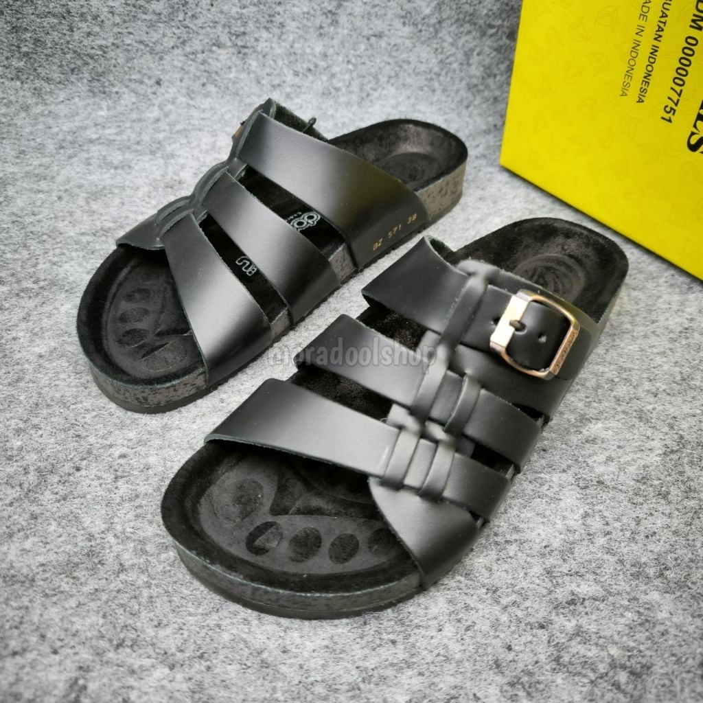 Sandal kulit pria dodoni tali tiga kode 571