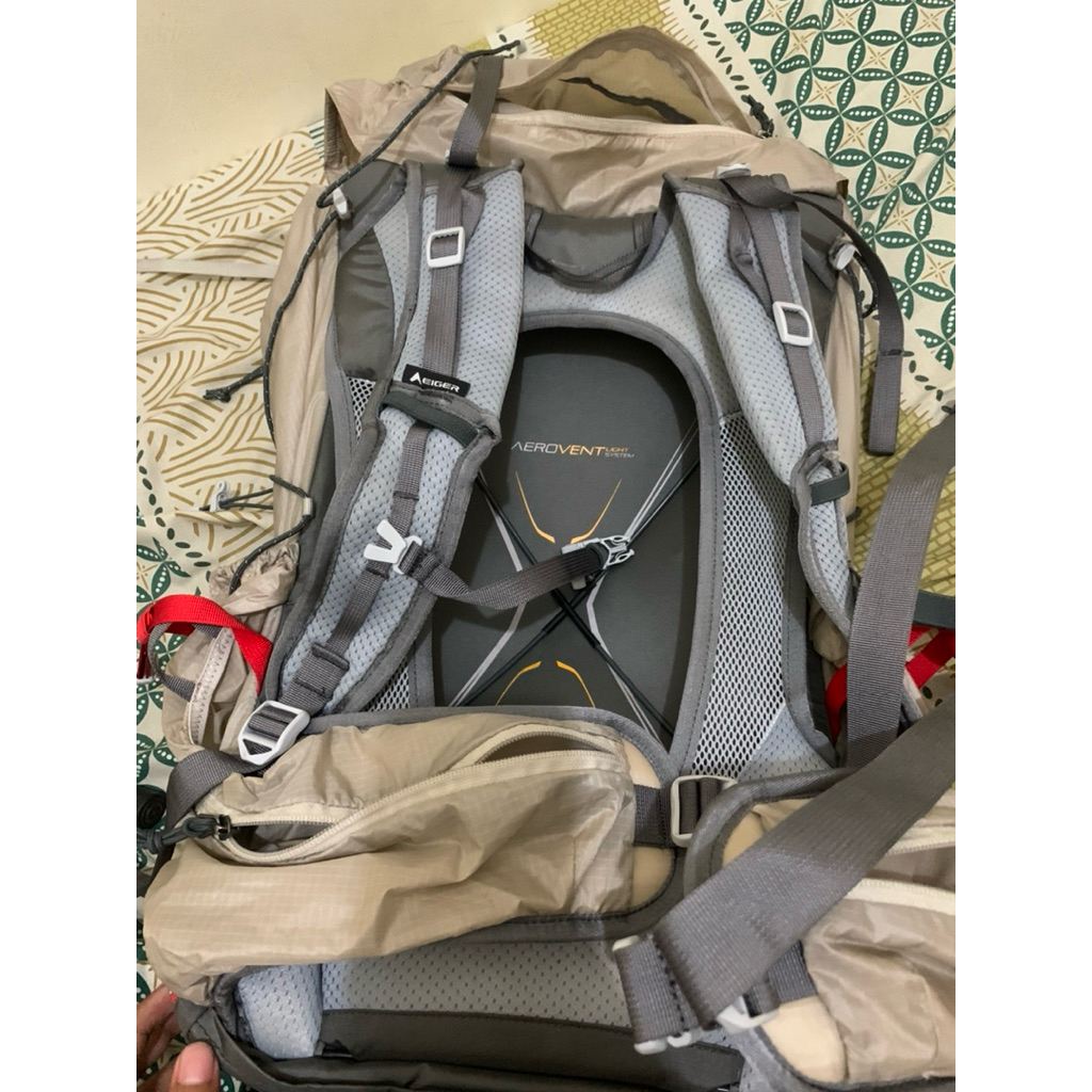 carier Eiger Hikeover 45 liter