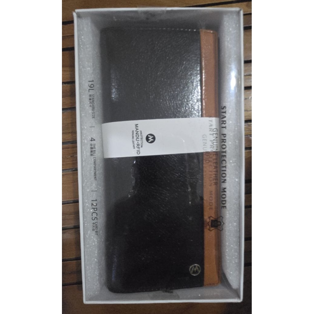 MANDU - RFID C5310-001 HITAM Dompet Panjang