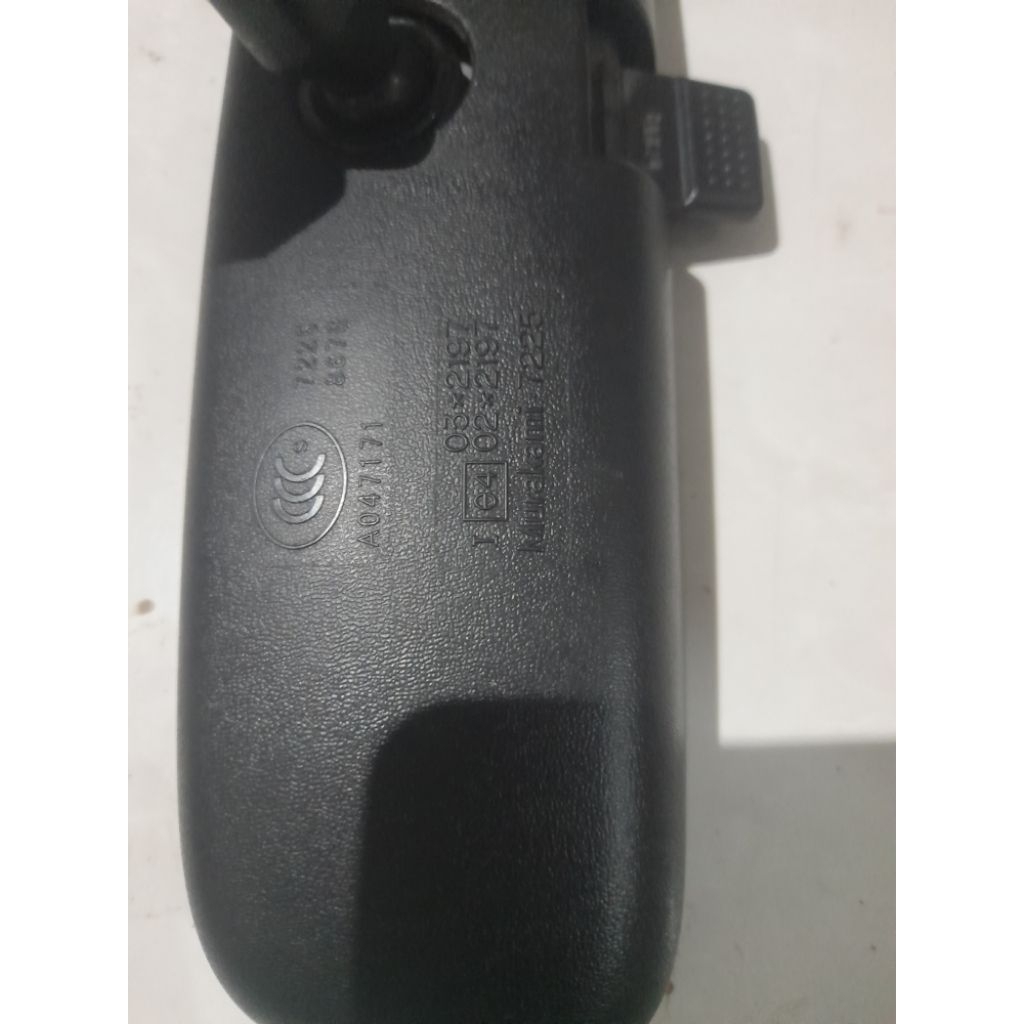 Spion Tengah Innova Riborn