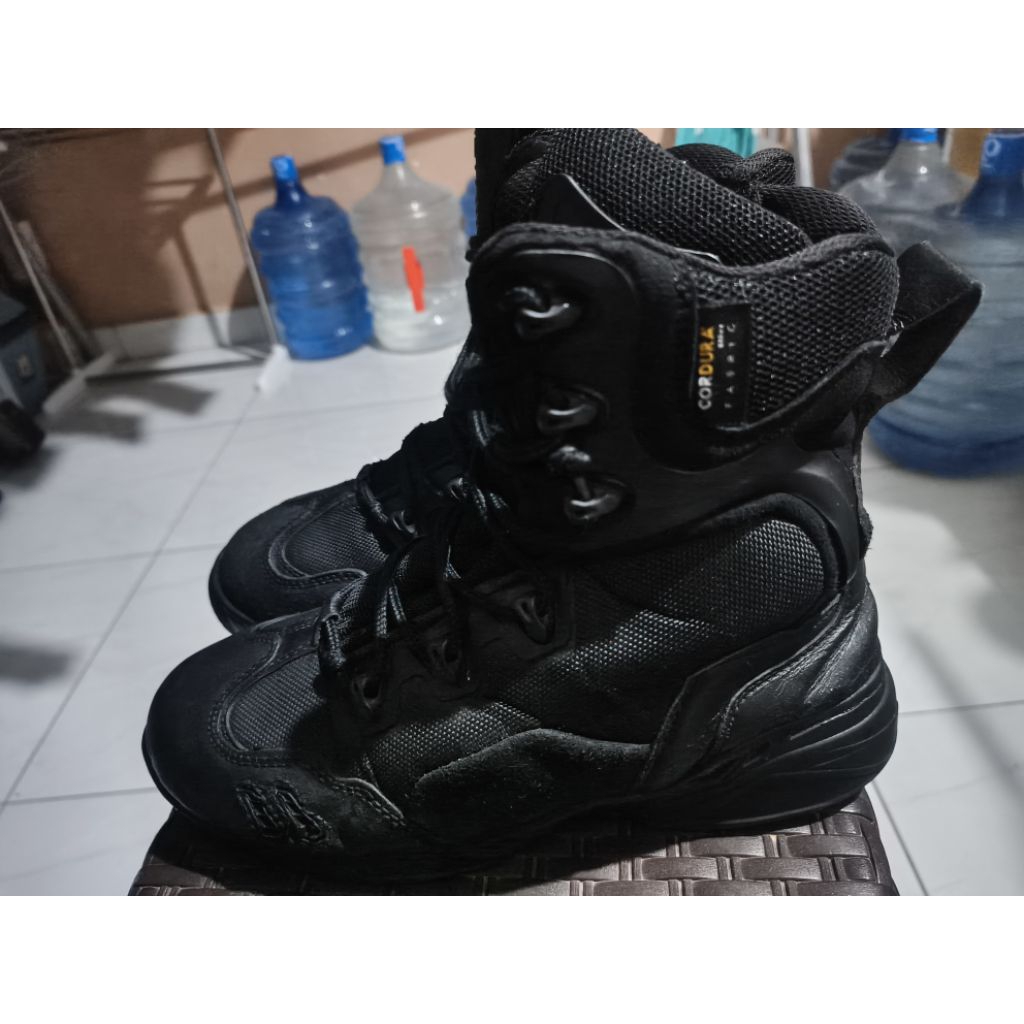 Sepatu Second Boot/Pdl Magnum Tactical Spider Made U.S.A size 44