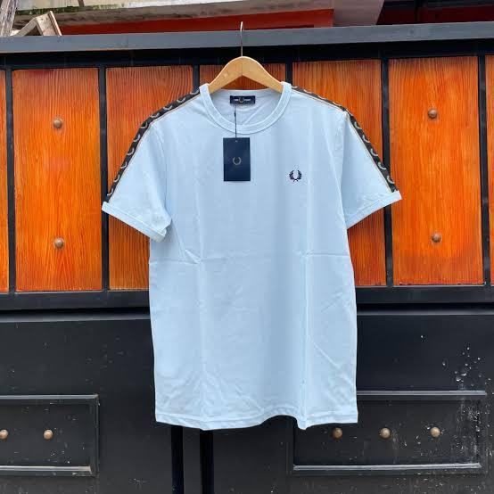FRED FERRY Tape Ringer T-Shirt Katun Biru Denim BNWT