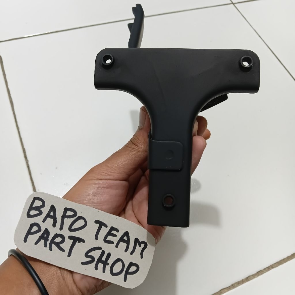 Breket panel dudukan pangkon dasi Suzuki smash Titan 115 Original Copotan Motor