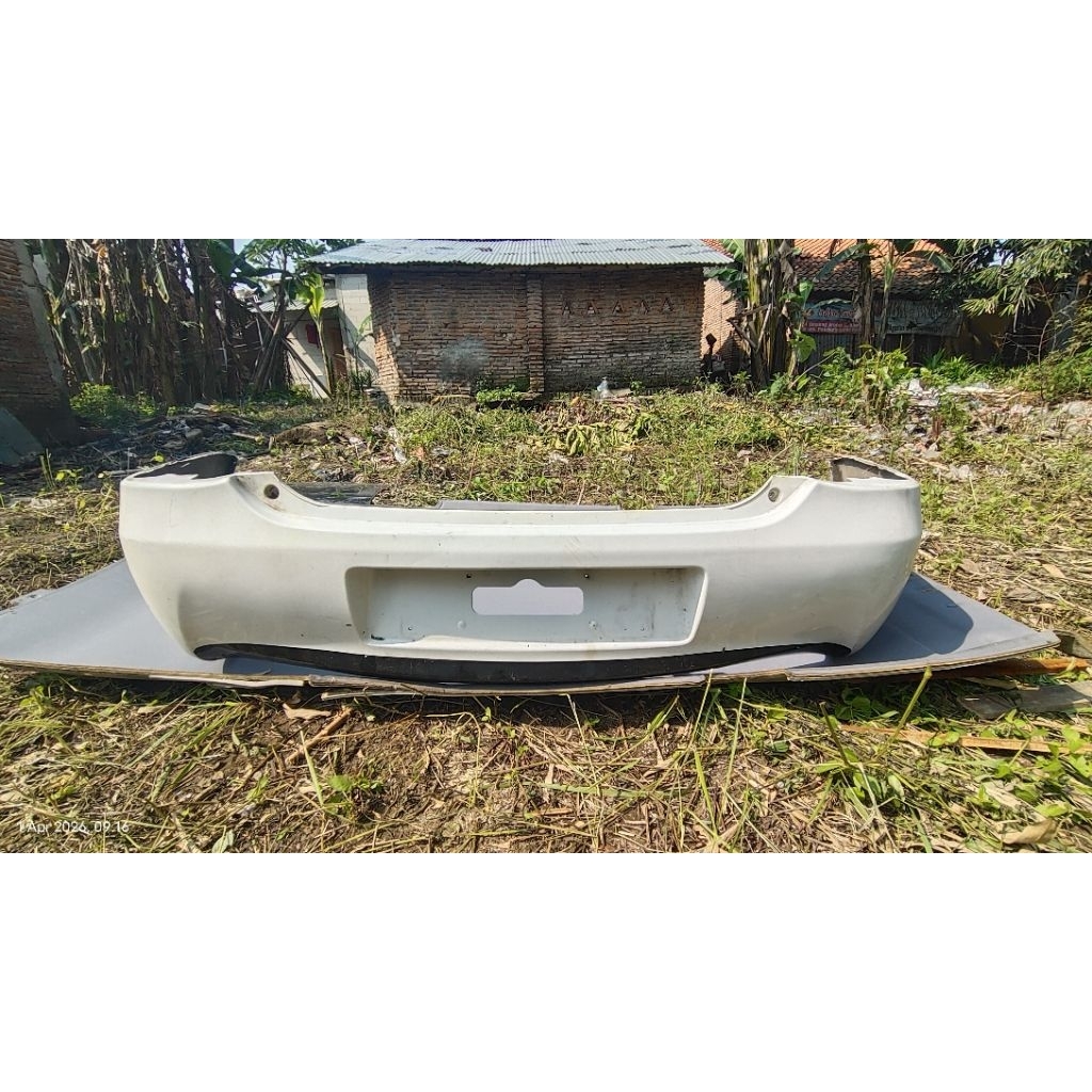 Bemper Belakang TOYOTA ETIOS LIVA (sedan) 2013