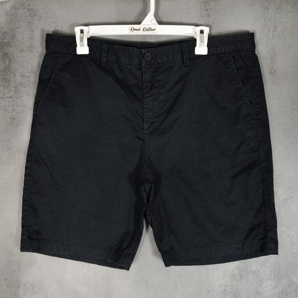 celana Pendek Chino Evisu