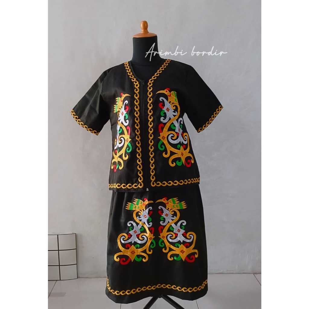 Rompi Dayak Kalimantan/baju dayak kalimantan wanita/ motif B