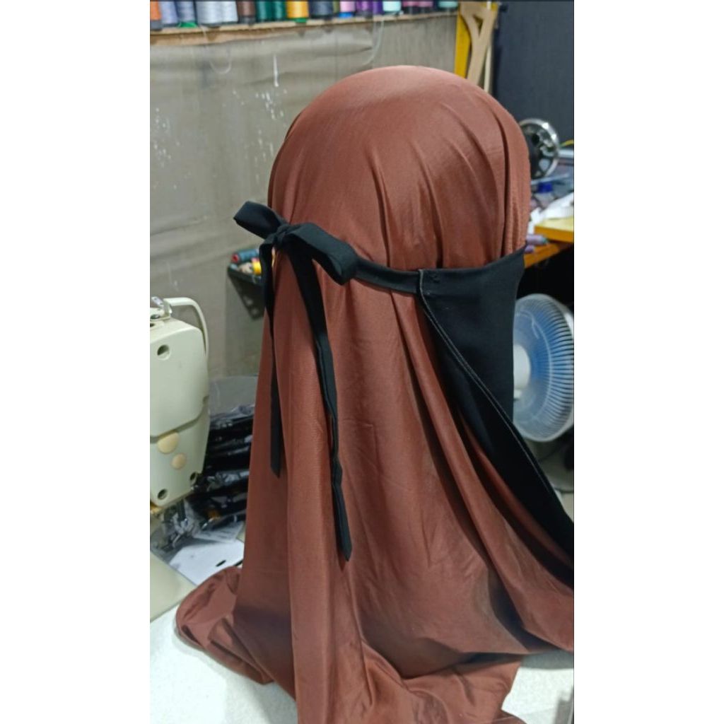 elzena hijab/pakaian Muslimah/ cadar tali/karet kriwul/karet biasa siffon silky jetblack petak/2laye