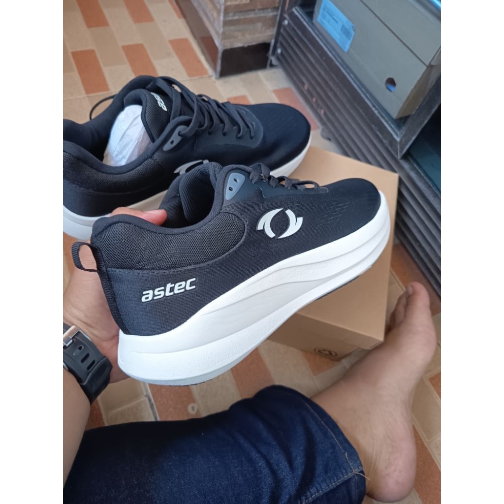 Sepatu Astec Larsen Running