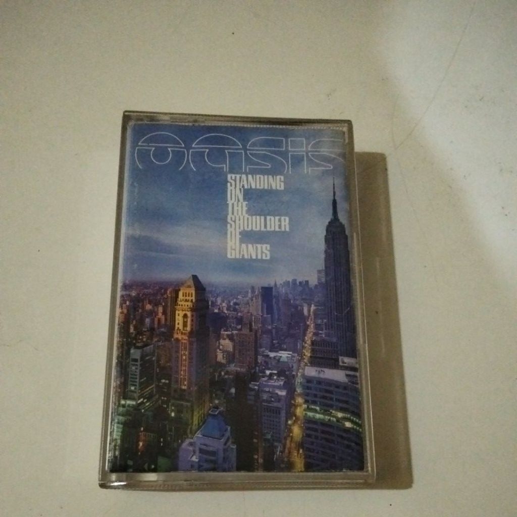 KASET PITA OASIS STANDING ON THE SHOULDER OF GIANTS
