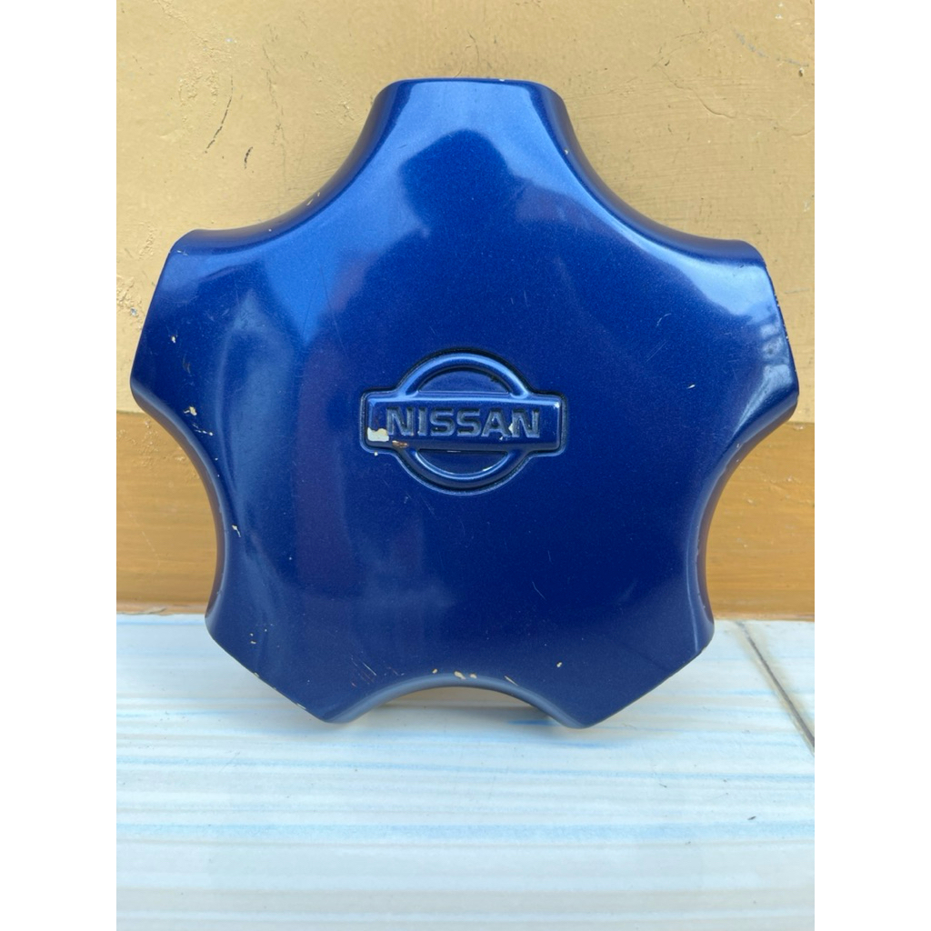 center dop nissan serena biru original