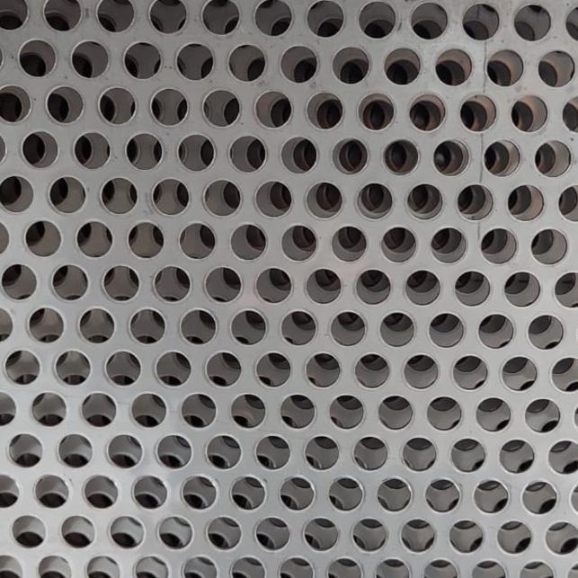 Plat Peforated Stainless Lubang 6 mm Tebal 2 mm Uk. Custom