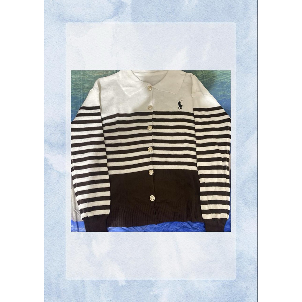 Cardigan Rajut Wanita Motif Garis Garis