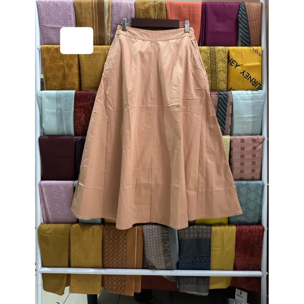 Peach Skirt - TRISET, Rok Wanita