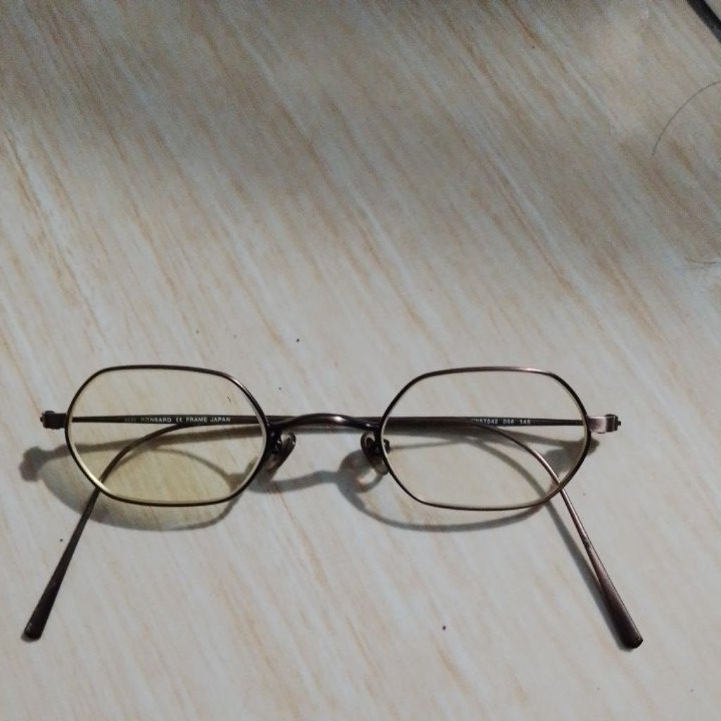 kacamata DKnY vintage