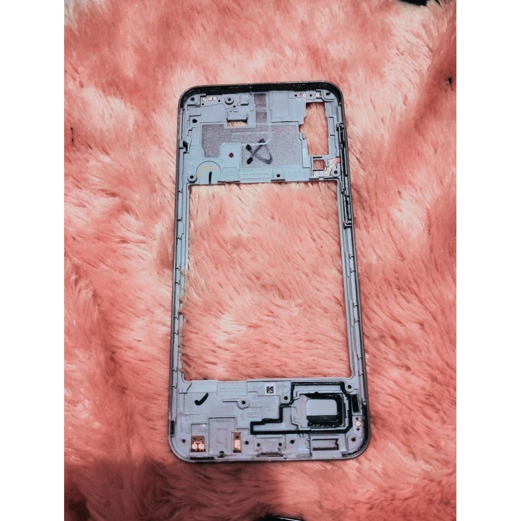 bezel tulang tengah tombol fleksibel on off volume samsung a50 a505 copotan