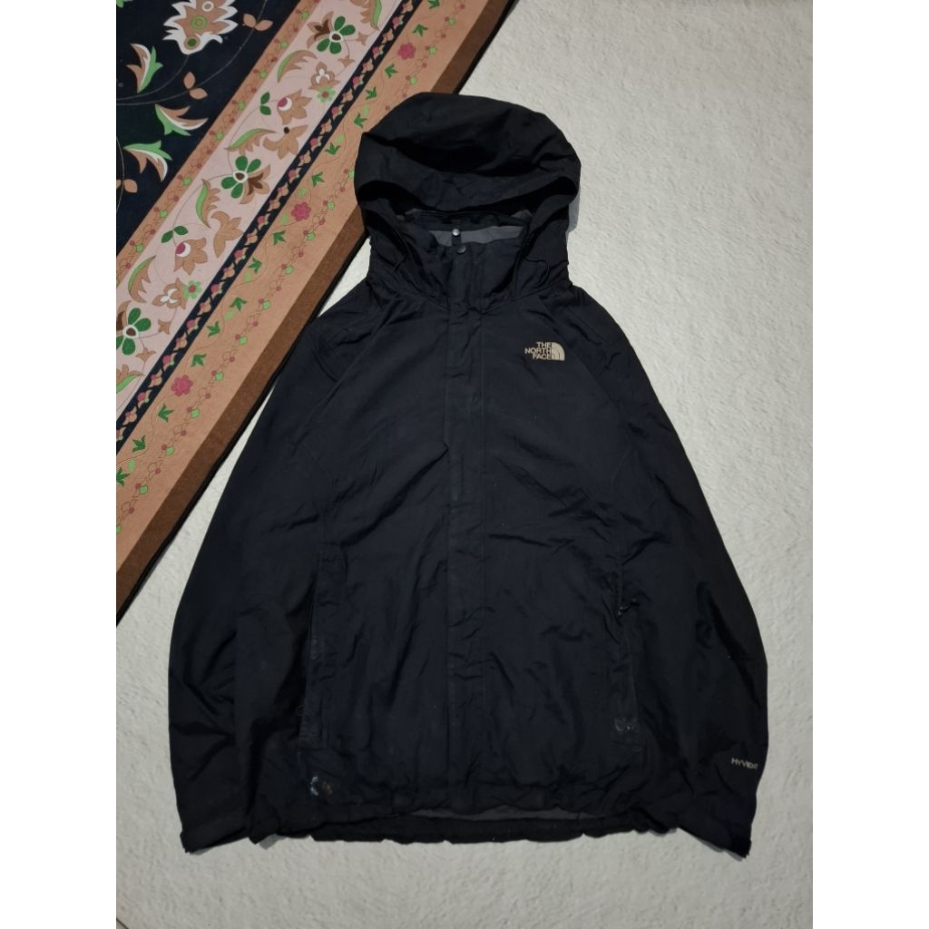 Jaket Outdoor TNF HyVent Gropcore (The North Face HyVent Series)