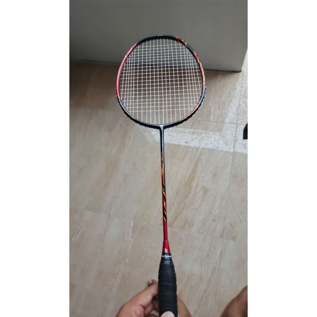 raket Yonex Astrox 99