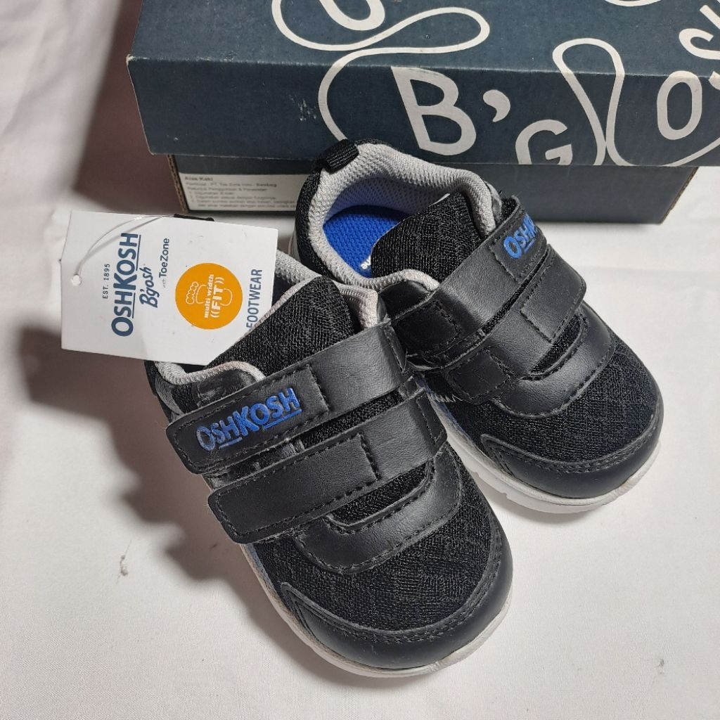 OSHKOSH Sepatu Bayi Cowok 0-6 Bulan | Sepatu Bayi Laki-laki