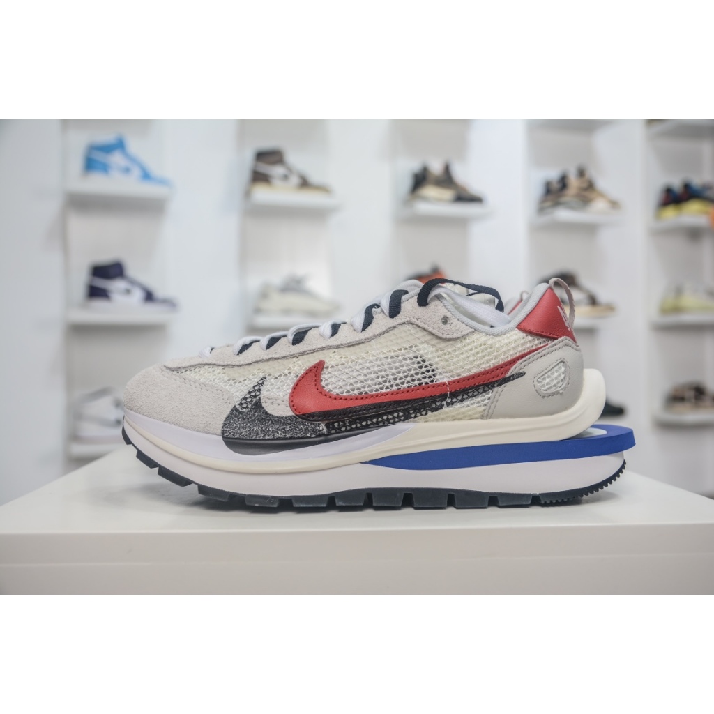 Sacai x VaporWaffle Royal Fuchsia Deconstructed Round Toe Comfort Low-Top Lifestyle Sneakers Unisex 