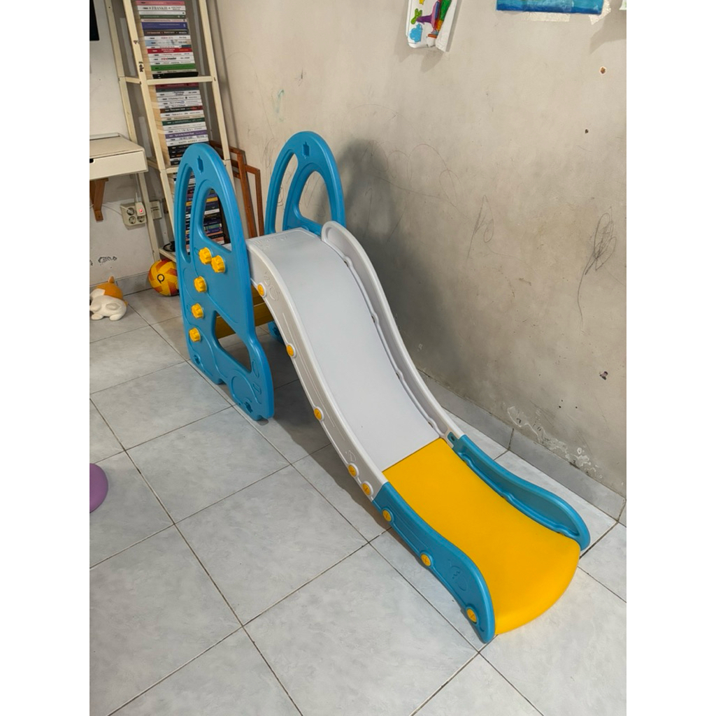 Otto Car Slide Labeille Preloved Good Condition | Perosotan Anak Preloved | Perosotan Anak Bekas