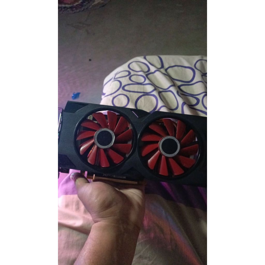 XFX RX 570 8GB