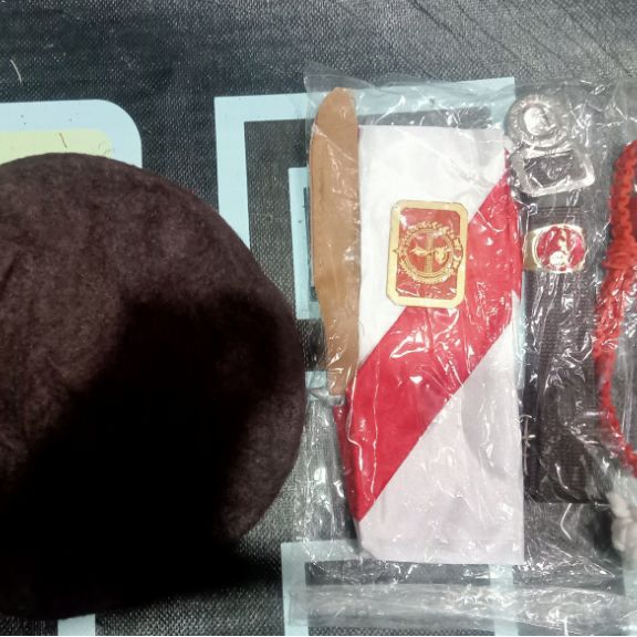 Perlengkapan Sekolah Alat Atribut Baju Pramuka SD Negeri Cewek Cowok