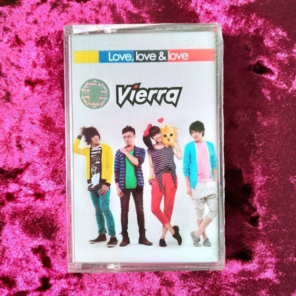 Kaset Vierra - Love, Love & Love (Segel)