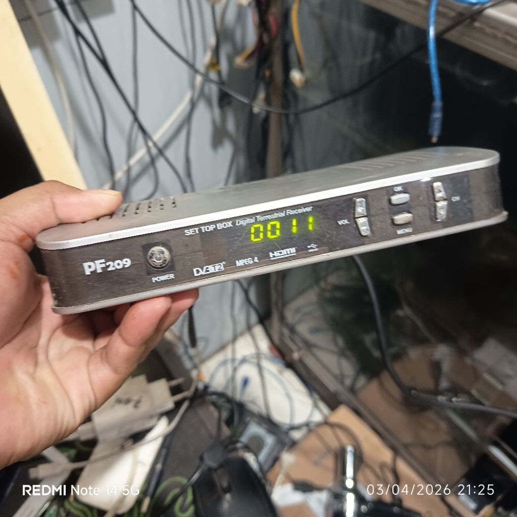 reciever tv Dvbt2 Pf209 uhf ( minus )