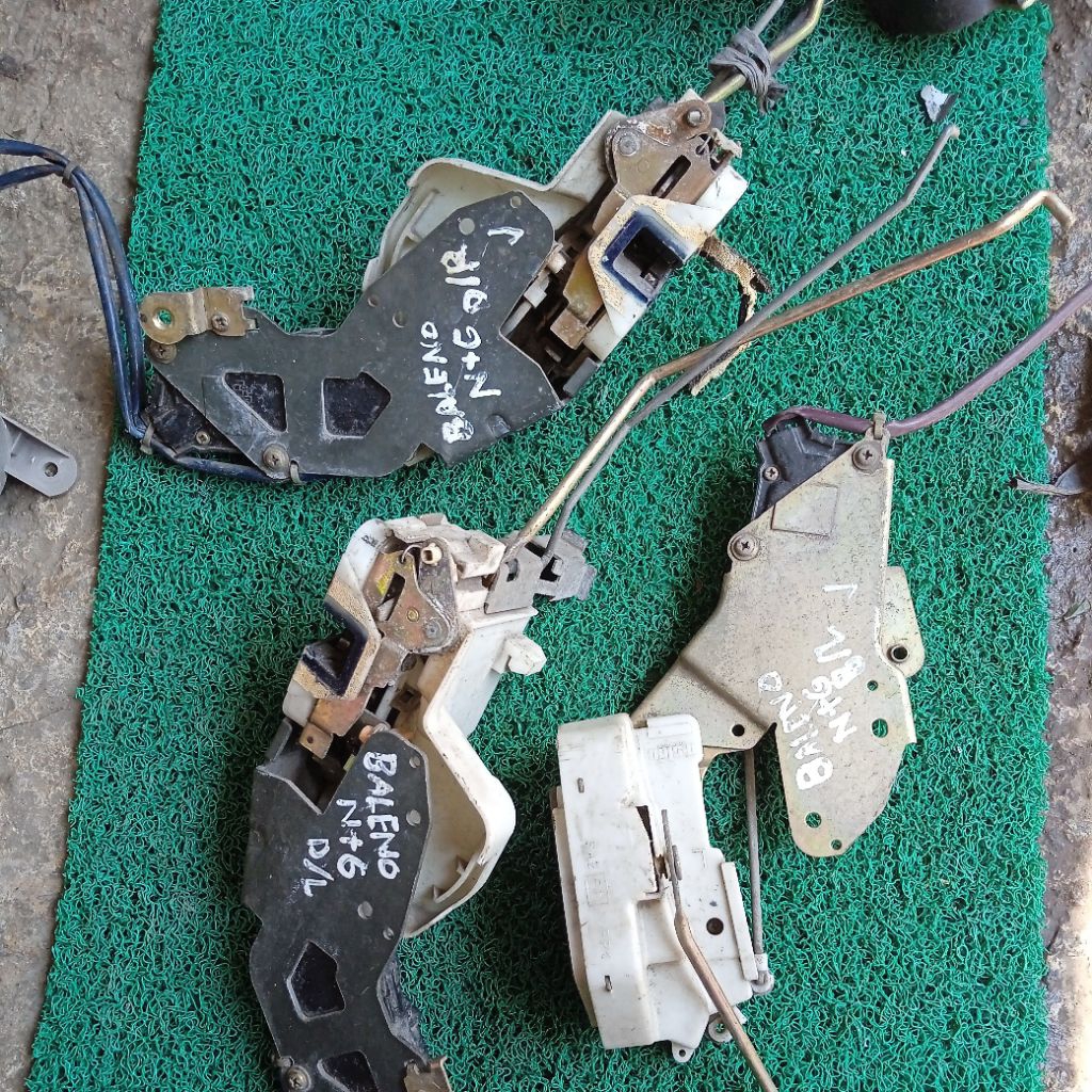 Door Lock Baleno Nex G Copotan Mobil Ori