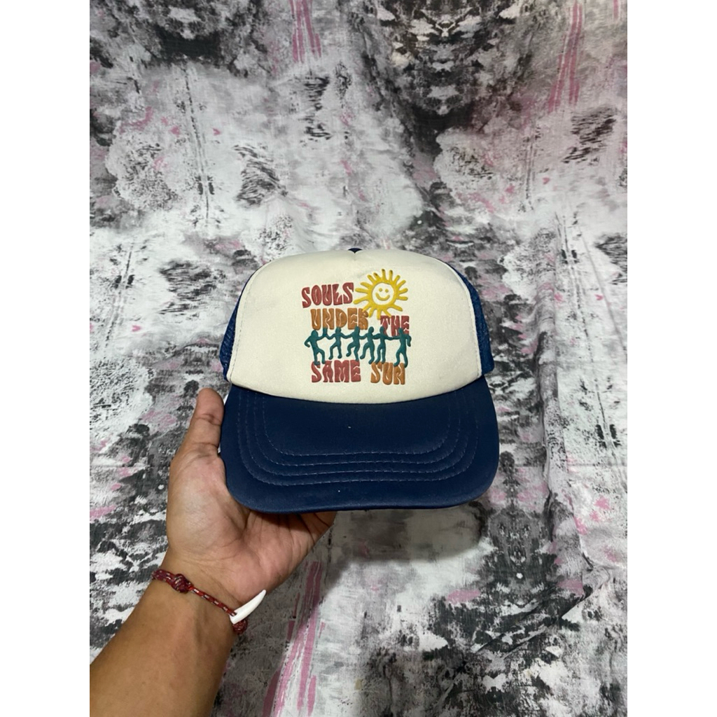 topi trucker two tone