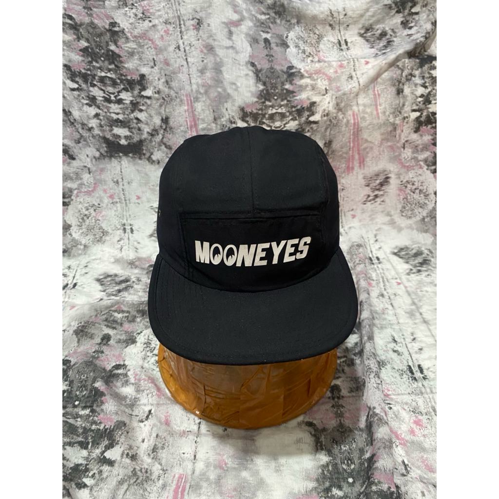 topi mooneyes