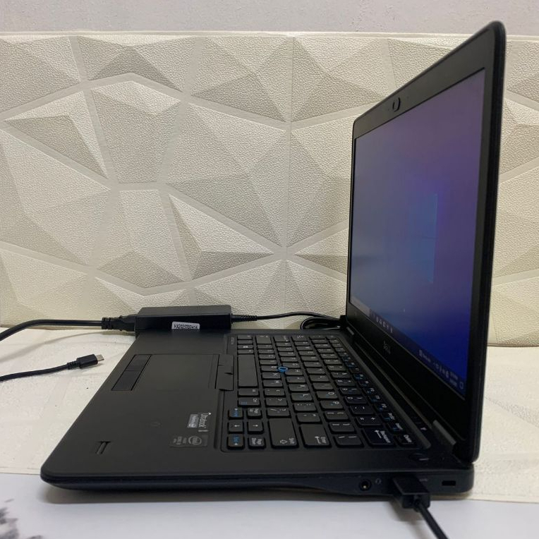 LAPTOP DELL LATITUDE E7450 RAM 8/SSD 256GB BEKAS |MULUS