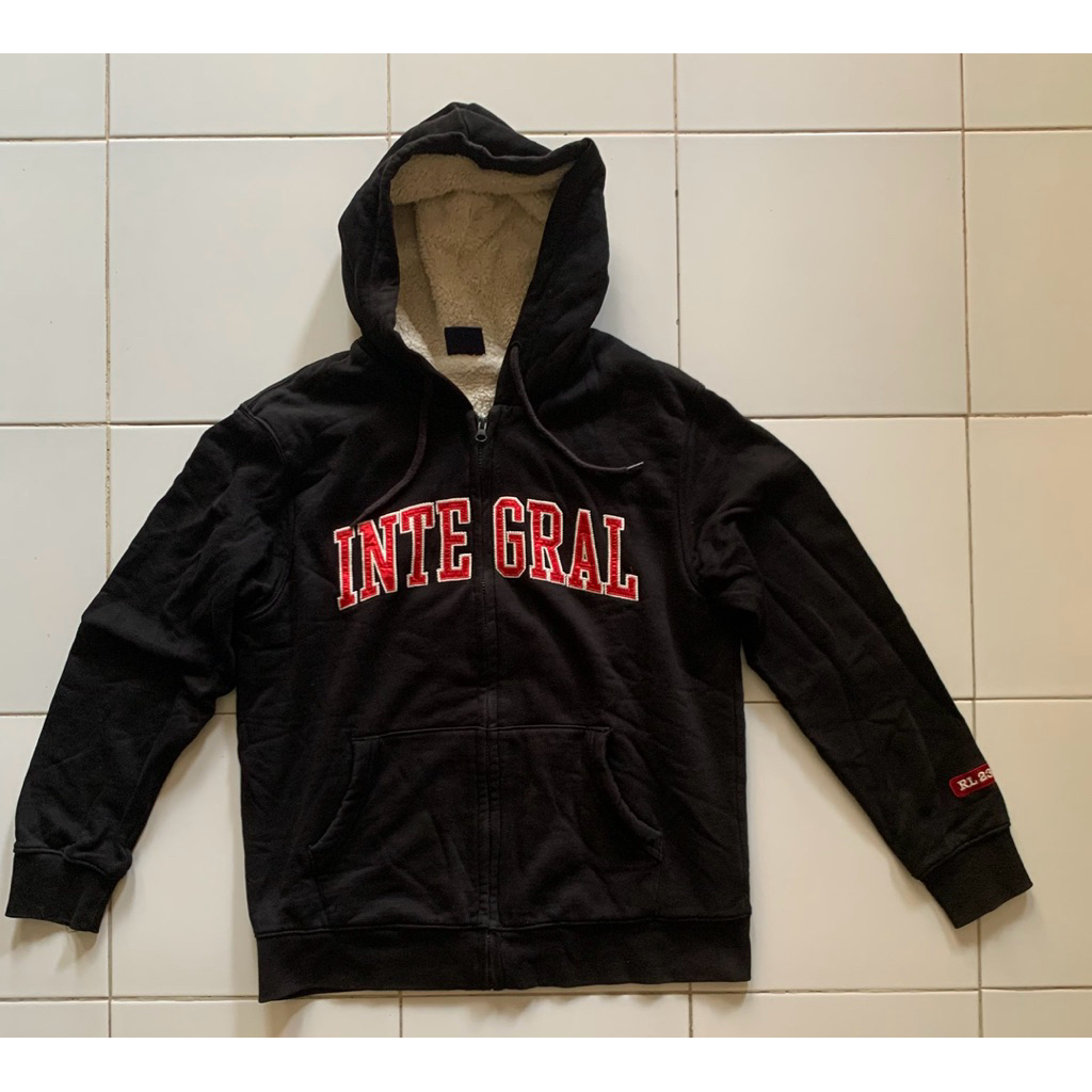 hoodie zipper sherpa dalam spao hitam sz M (105-108*65)