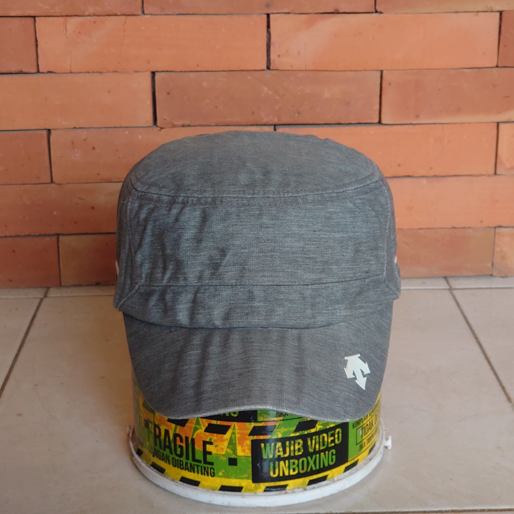TOPI OUTDOOR DESCENTE ORIGINAL