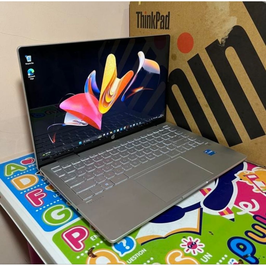 Hp Pavilion x360 2in1 Laptop 14-ek0113tu I3-1215u Gen 12 8/512 Bekas