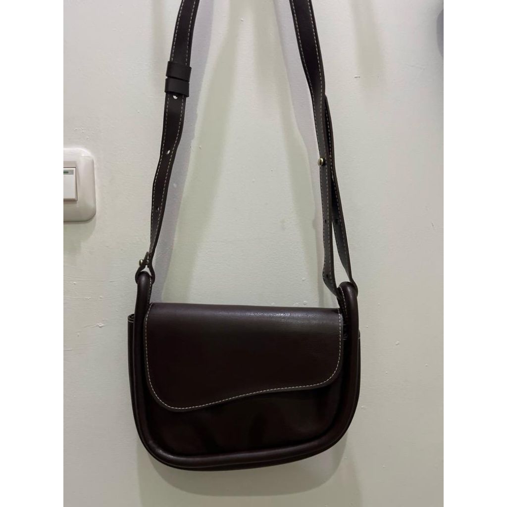 Tas Selempang Wanita Coklat tua