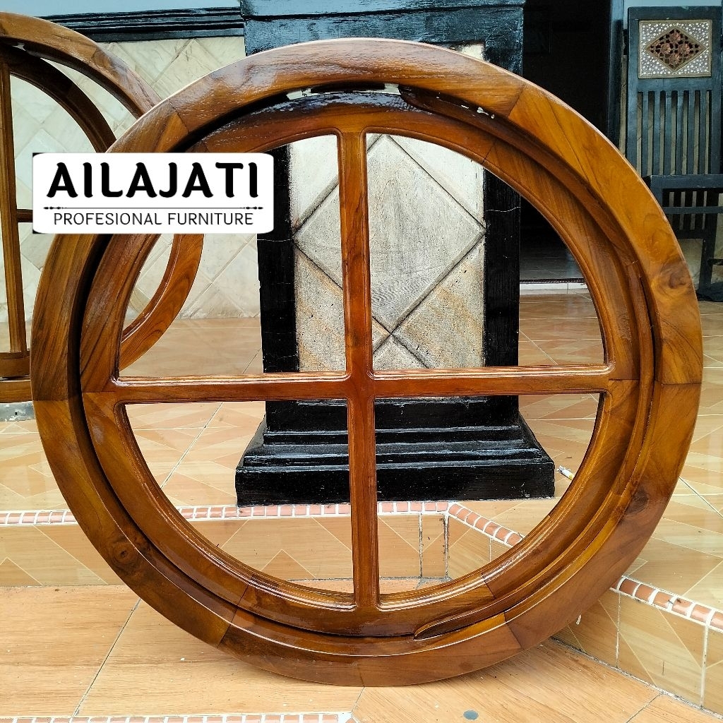 Jendela Bundar Putar Klasik Kayu Jati Diameter 60cm