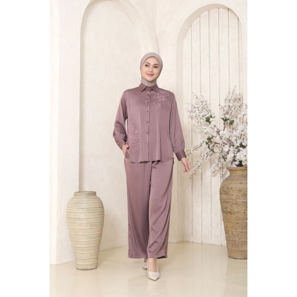 SETCEL WANITA PREMIUM | SETCEL JULIA SILLKY | SETCEL BORDIR PREMIUM | SETELAN CELANA WANITA PREMIUM