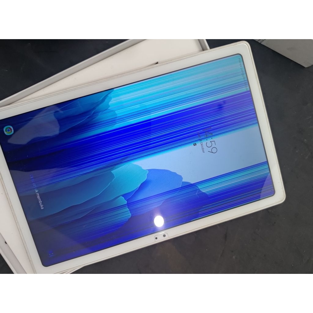 samsung galaxy tab A7 (SM-T505), 3/32gb, 10.4" kondisi minus LAYAR BERGARIS