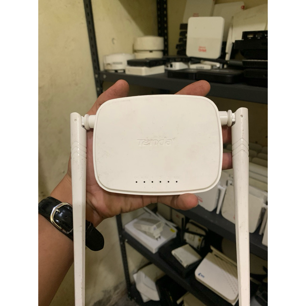 Router Tenda N301