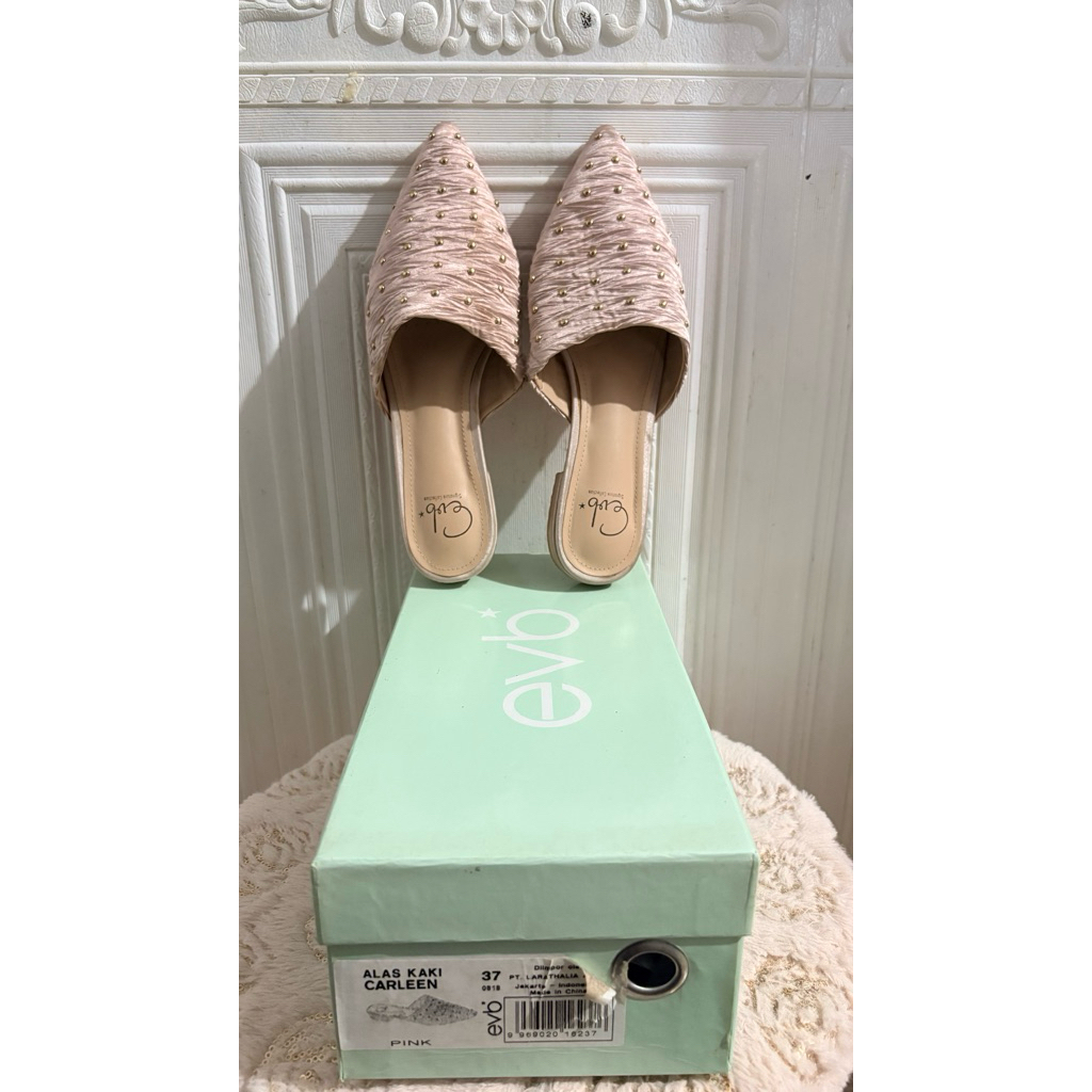 Sendal/sepatu EVB