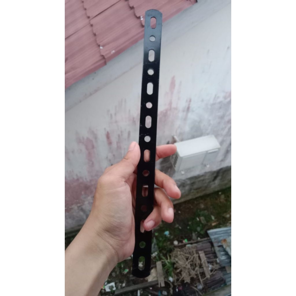BRAKET LUBANG HITAM / PLAT BESI LUBANG MULTIFUNGSI PANJANG 30CM