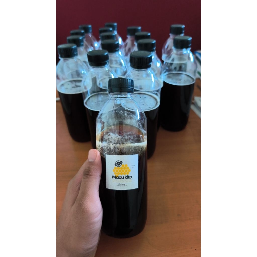 Madu Akasia khas Riau