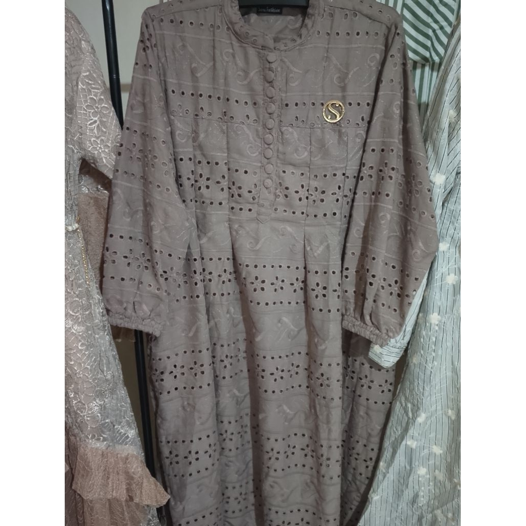 gamis katun bordir bolong