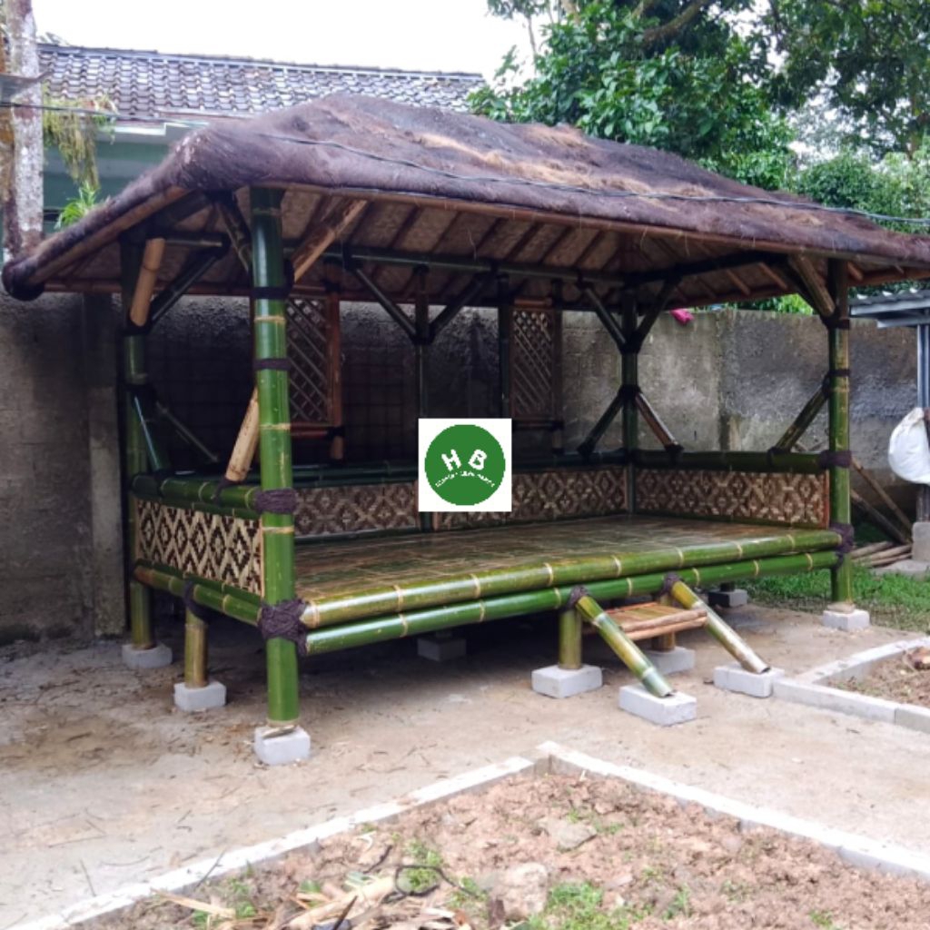 saung bambu gazebo atap ijuk, ukuran 2x4 m