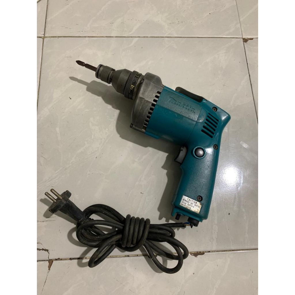 bor obeng MAKITA 6805BV second berkualitas