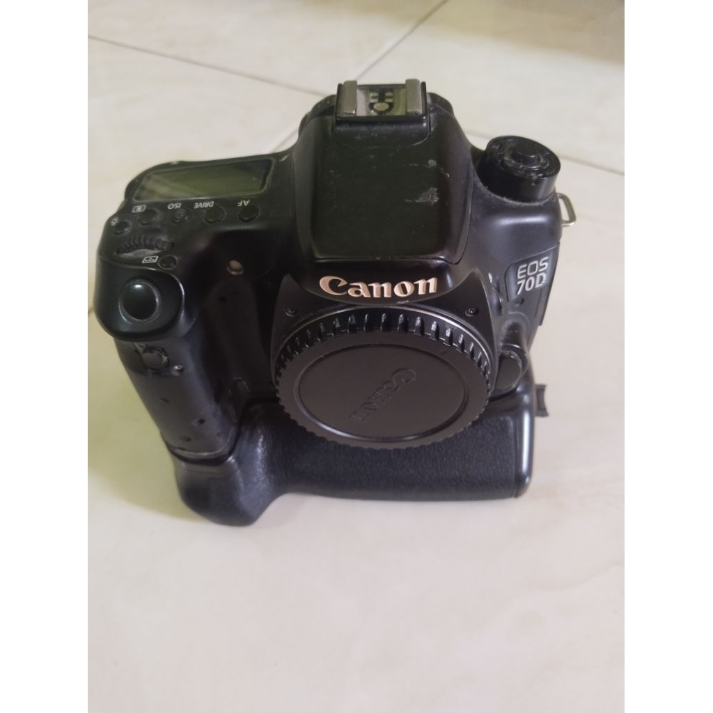 camera DSLR canon EOS 70D